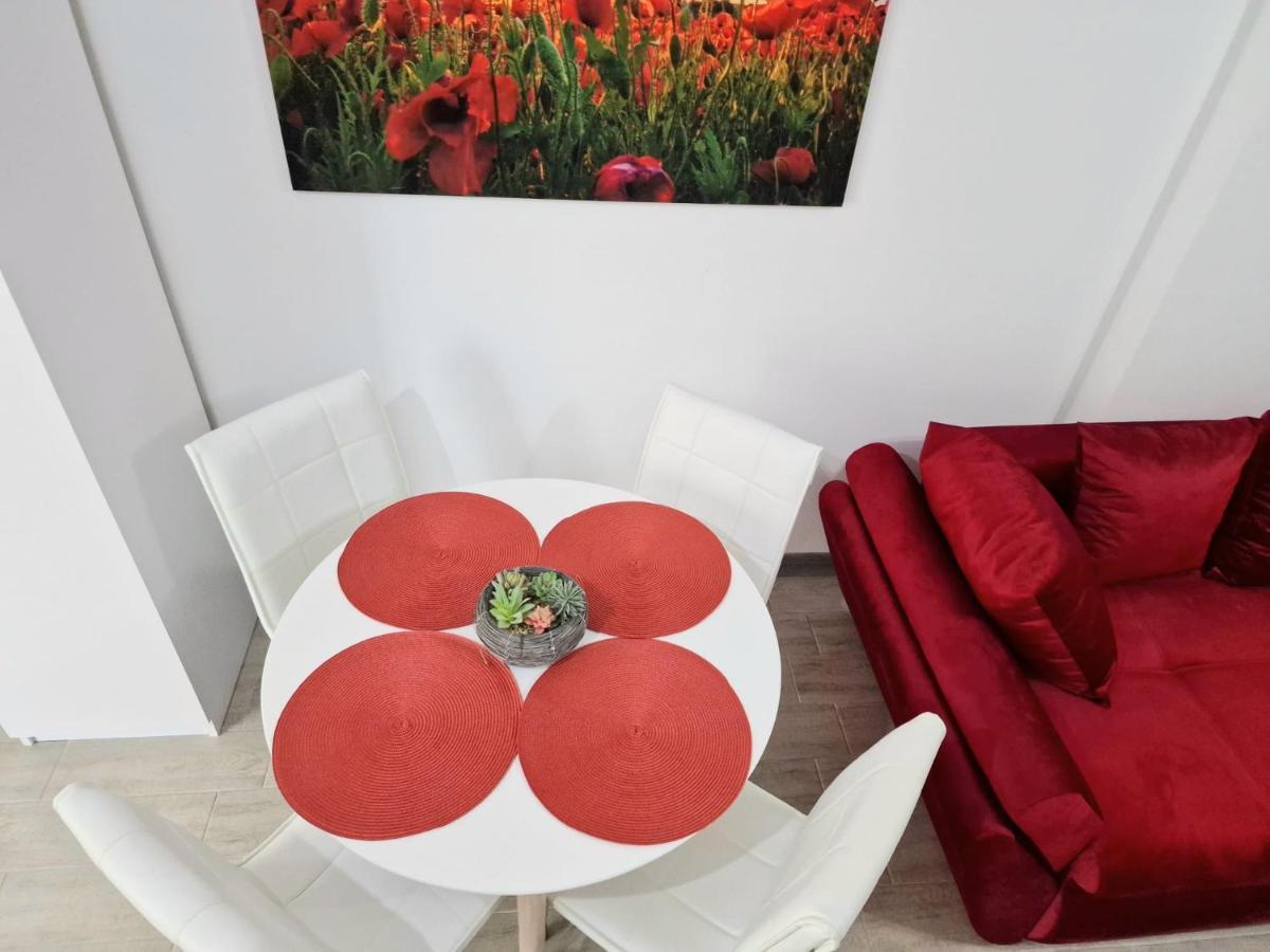 Apartament Red.96 Năvodari Zewnętrze zdjęcie